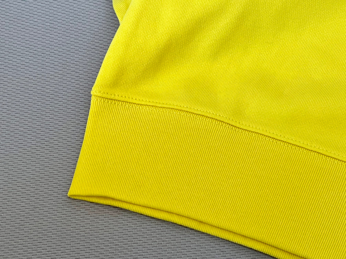 猫の小林さんのスエット