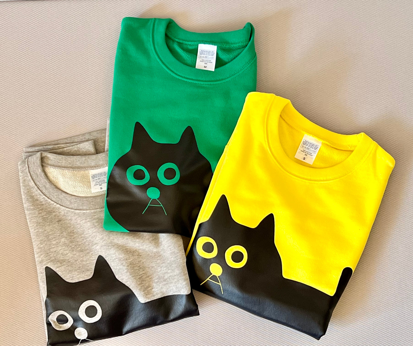 猫の小林さんのスエット