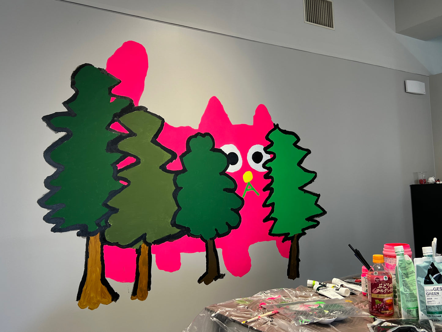 猫の小林さんとかいろいろ壁画制作　